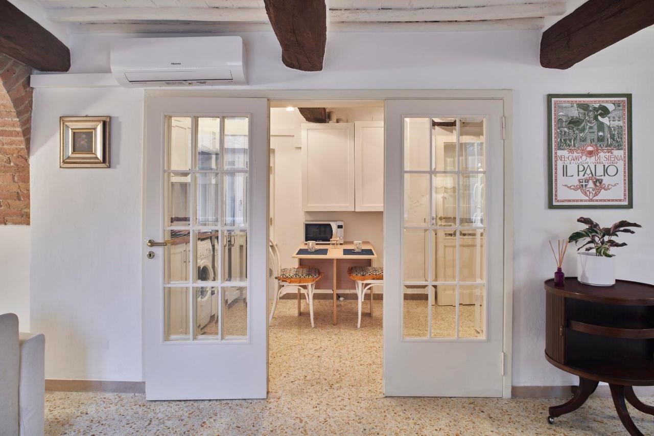 Titti - Large Apartment *